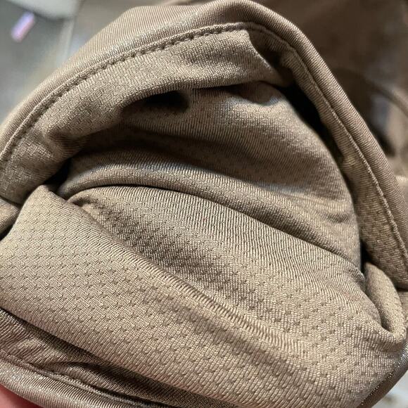 NWT NANETTE NANETTE LEPORE Metallic Yoga Leggings size Large 7/8 compression - Picture 11 of 13